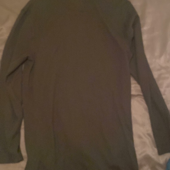 New army green long sleeve shirt - Picture 3 of 4